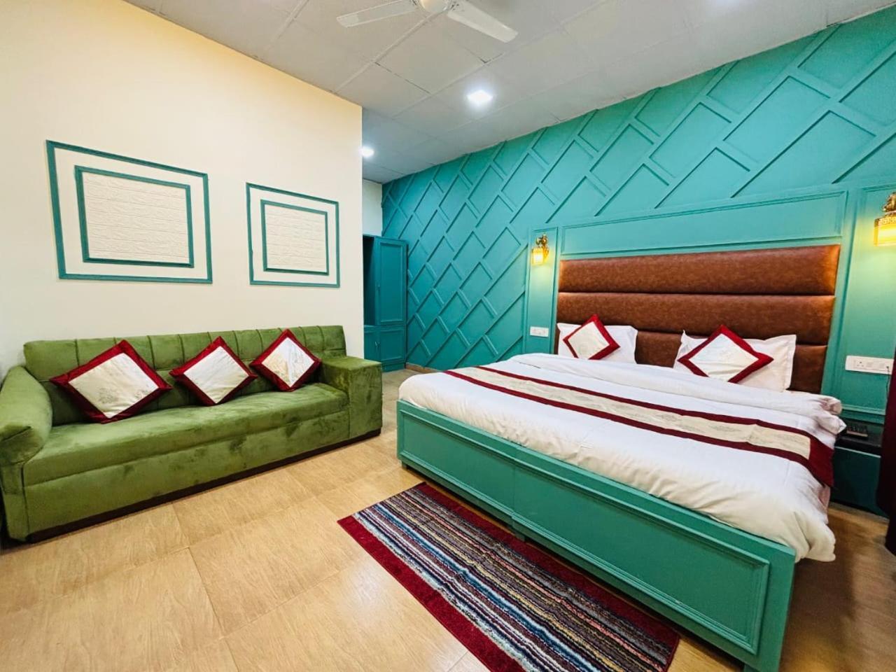 Hotel Amar Mussoorie Exteriör bild
