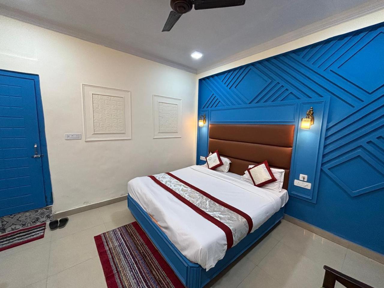 Hotel Amar Mussoorie Exteriör bild