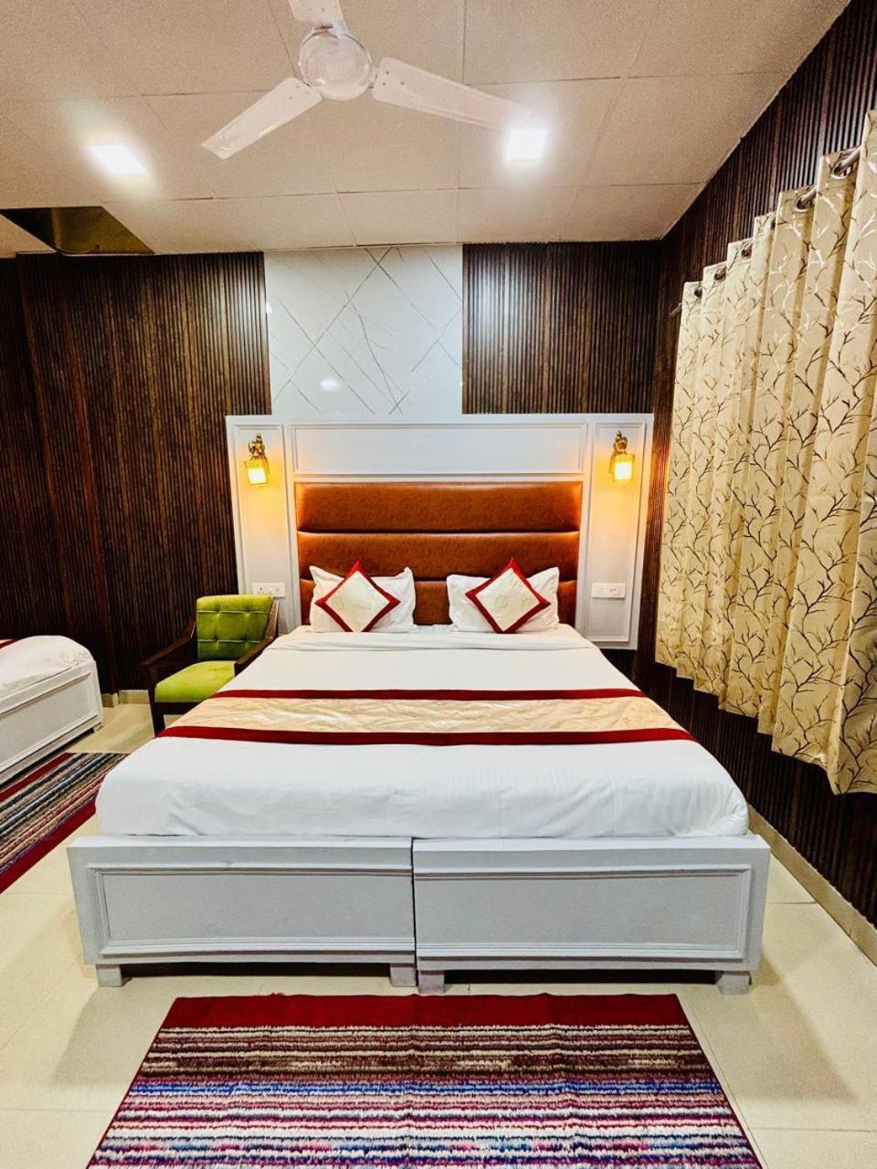 Hotel Amar Mussoorie Exteriör bild