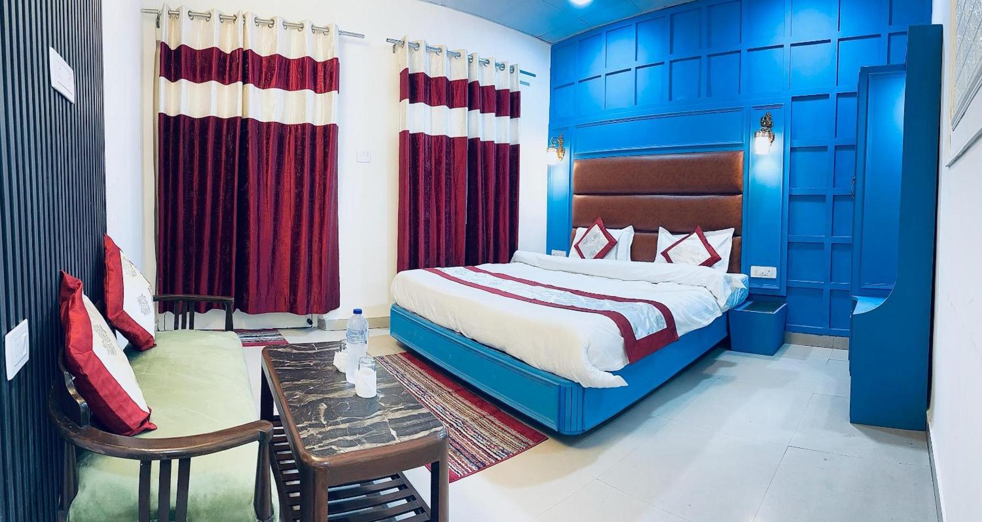 Hotel Amar Mussoorie Exteriör bild
